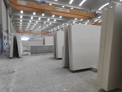 Paneles prefabricados de cerramiento industrial - Hormigón reforzado con fibras poliméricas